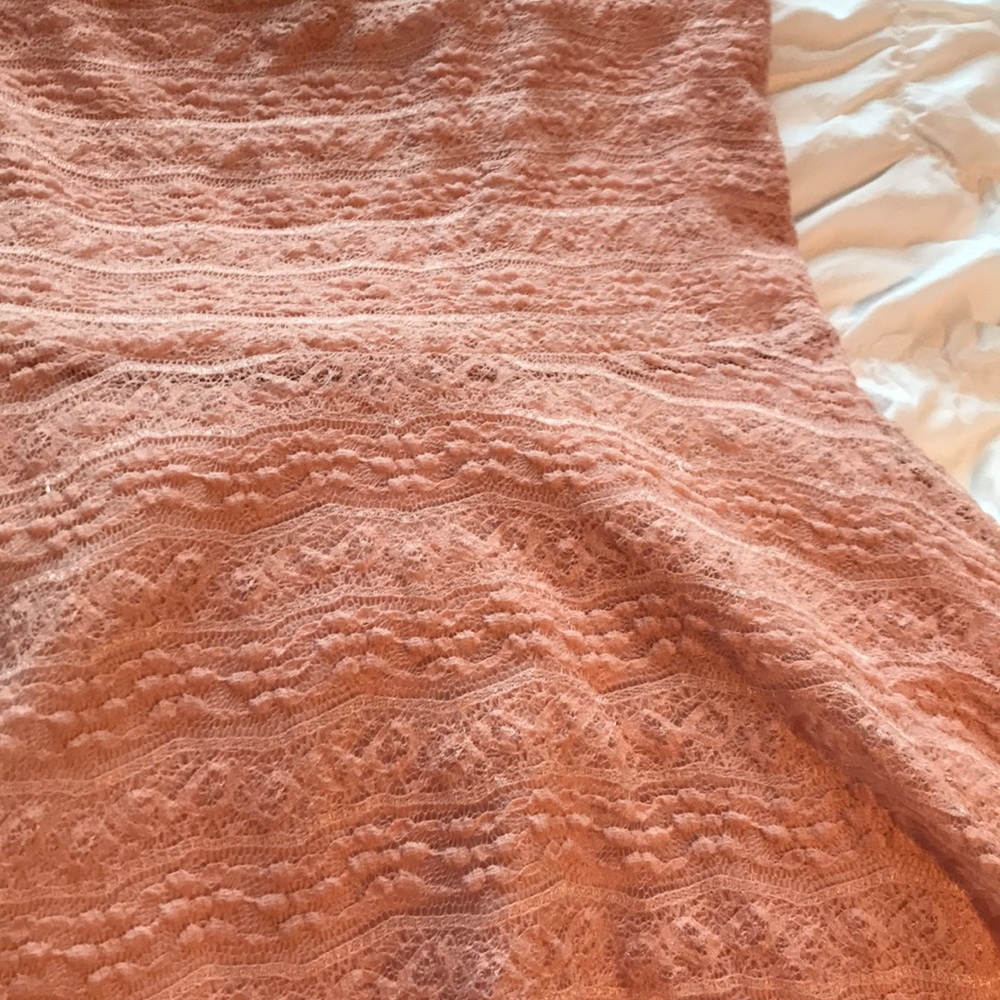 Forever 21 lace dress - Picture 4 of 5